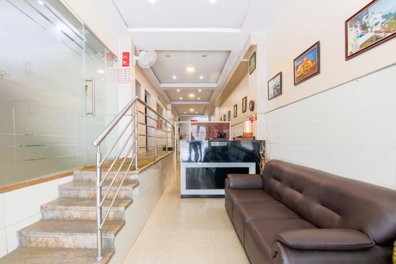 העיר בנגלור Hotel Central Suites מראה חיצוני תמונה