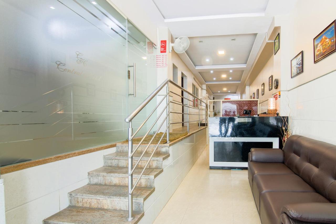 העיר בנגלור Hotel Central Suites מראה חיצוני תמונה