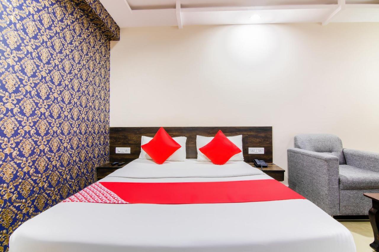 העיר בנגלור Hotel Central Suites מראה חיצוני תמונה