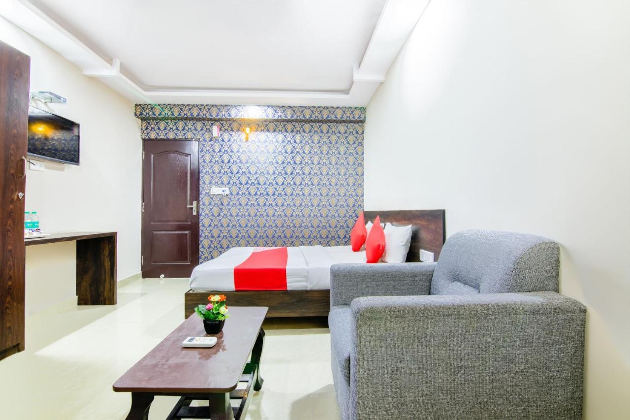העיר בנגלור Hotel Central Suites מראה חיצוני תמונה